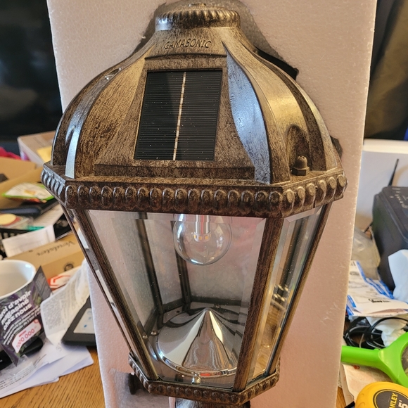 Outdoor solar post light - Picture 1 of 10